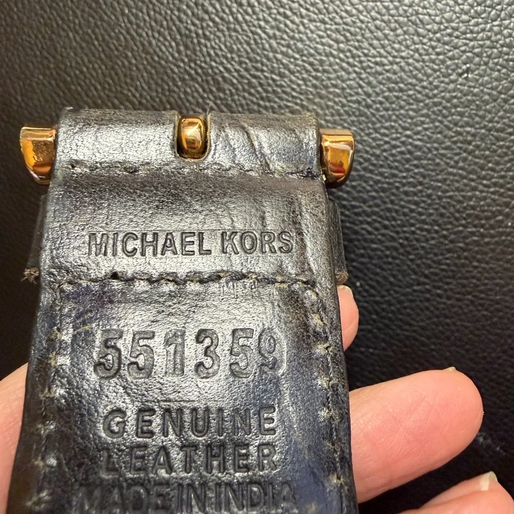 Michael Kors Leather belt with Gold Accents XL - Picture 2 of 9